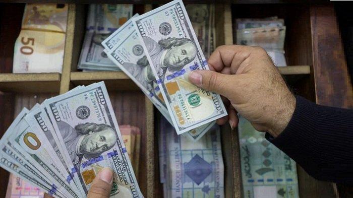 Pergerakan Dolar AS yang Signifikan: Dampak Kebijakan Moneter dan Indikator Ekonomi Global