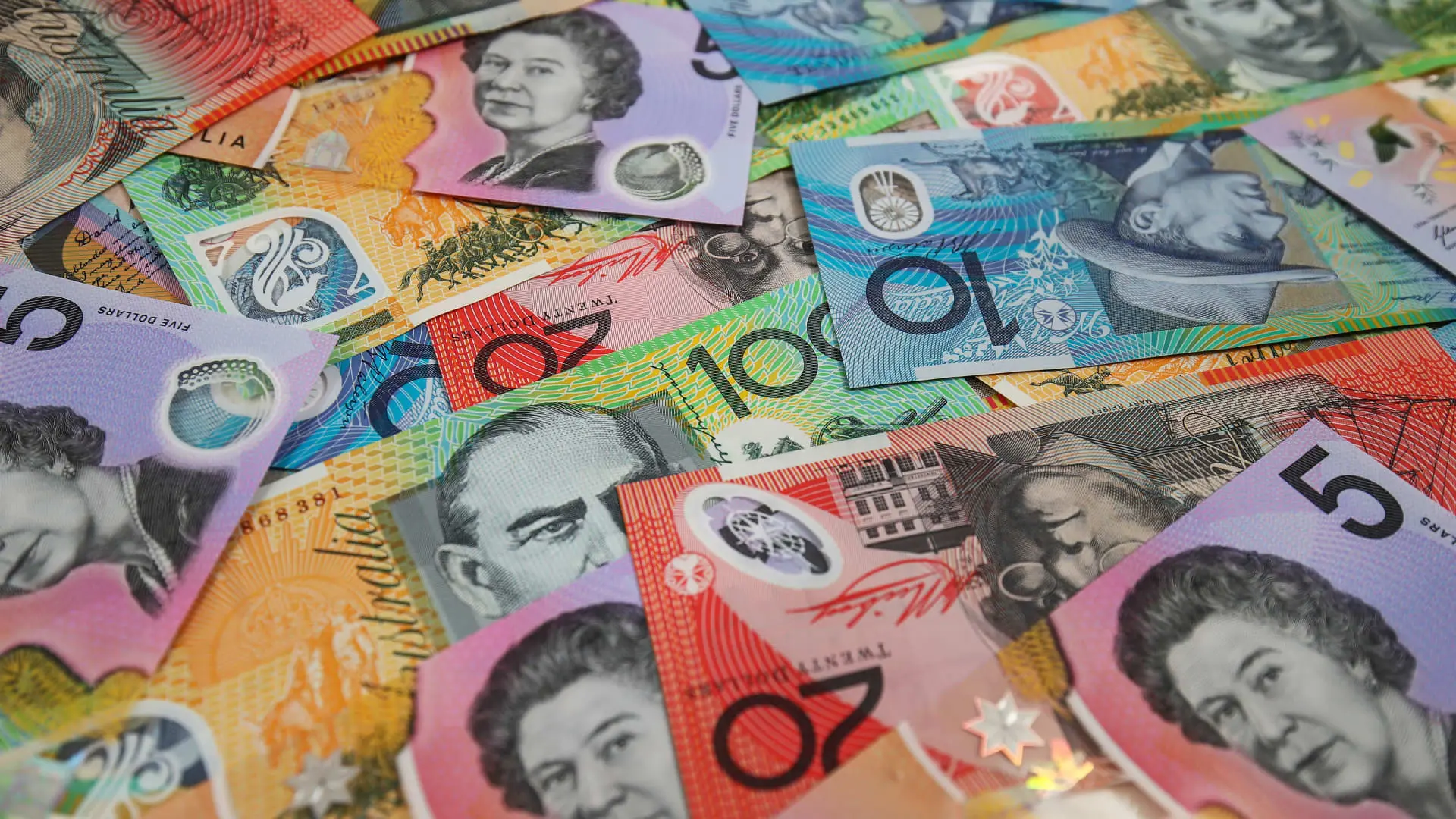 Dolar Australia Menguat Setelah Keputusan Suku Bunga PBoC: Sinyal Positif untuk AUD/USD 2025